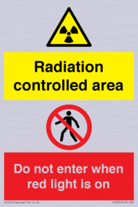 Radiation controlled area
Do not enter when red light is on